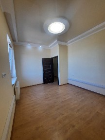 Оренда 3 к квартири в центрі біля вежі