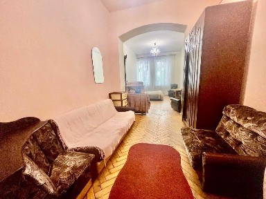 Продаж 2 квартири за ціною однієї біля Шевченківського гаю
