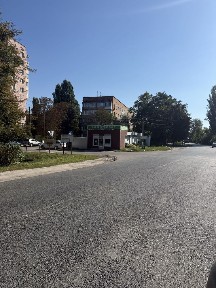 Фасад Без % Оренда комерційного приміщення 18м у центрі Глевахи (фасад, великий трафік)