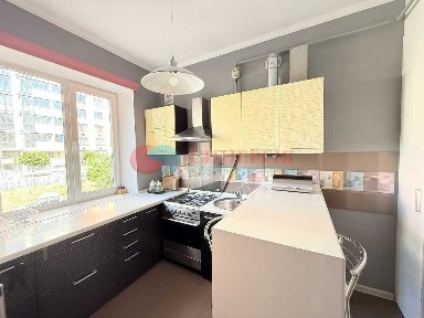 Продаж 2-кімнатної квартири 57 м², Загорівська, 30