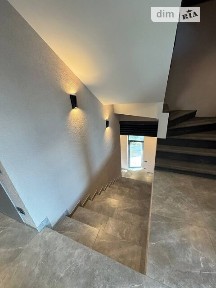 Продаж комерційного приміщення на вул. Мрії, площа 680 кв. м • ID 34900664