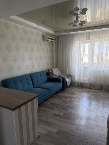 Продам свою 4-х кімн. квартиру л/б