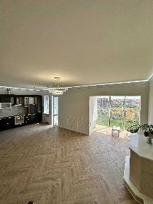 Продам 3-комн. квартиру Два уровня в Премиальном ЖК 