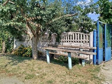 Великий будинок в селі для вашої родини