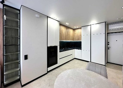 Продаж 1-кім квартира укомплектована Центр. ЖК Light Home