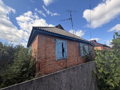 Продам будинок ПЕТРОВКА, біля зупинки автобуса