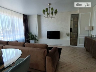 Продаж 3к квартири 95 кв. м на вул. Кобилянської 22А • ID 34901638