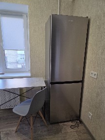 Ст. м. Дарниця, Д. Багалія 8, сучасний ремонт, газ.