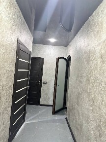 Продам 2-к сталінку в центрі
