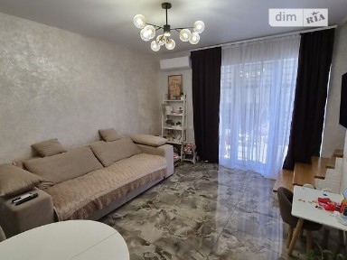 Продаж 2 поверхового таунхауса з ділянкою на 1.6 сотки, 60 кв. м, 2 кімнати, на вул. Молодецька • ID 34887762