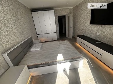 Довготривала оренда 2к квартири на вул. Набережна Перемоги 40Д • ID 34893089