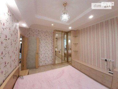 Довготривала оренда 2к квартири на вул. Степана Руданського 3/7 • ID 34889145