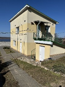 Продаю 2 дома на одному участку 142,1, ( 82,3, 59,8 ) 29 соток перша лінія у ріки Південого Буга з усіма зручностями + зелений тариф 30 квт.