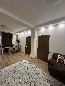 Продам 2к кв Центр метро Госпром 2/5 Дизайнремонт! S 85m