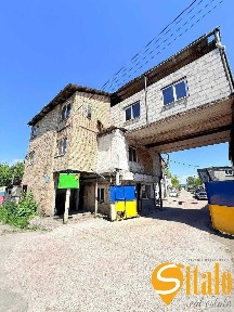 Продаж БЕЗ комісії нежитлове 3-х поверхове приміщення. Шевченківський р-н. вул. Сирецька 39