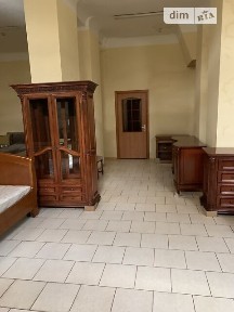 Продаж комерційного приміщення на пл. Шахтарської слави 1, площа 380 кв. м • ID 34913245