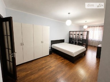 Продаж 2к квартири 86 кв. м на бул. Чоколівський • ID 34912709