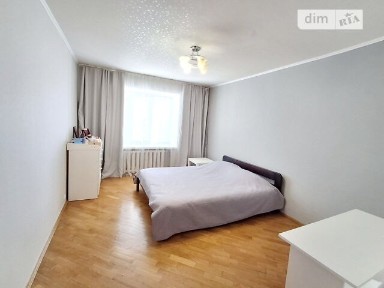 Продаж 3к квартири 92.6 кв. м на вул. Драгоманова 44А • ID 34909628