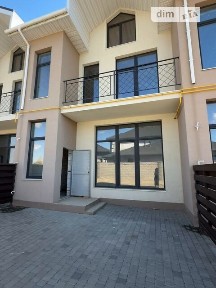 Продаж 3 поверхового таунхауса 120 кв. м, 3 кімнати, на Рожева 5 • ID 34908114