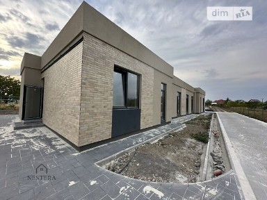Продаж 1 поверхового дуплекса з ділянкою на 3.6 сотки, 125 кв. м, 3 кімнати, на вул. Виноградна • ID 34901262