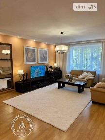 Продаж 3к квартири 90 кв. м на вул. Степана Бандери 15 • ID 34908148