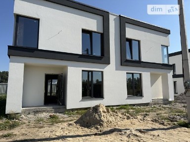 Продаж 2 поверхового дуплекса з ділянкою на 2.25 сотки, 120 кв. м, 3 кімнати, на пров. Родинний • ID 34899074