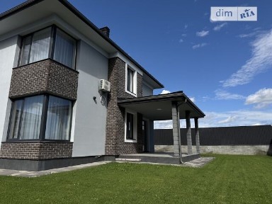 Продаж 2 поверхового будинку з ділянкою на 8 соток, 180 кв. м, 5 кімнат, на вул. Незалежності • ID 34898752