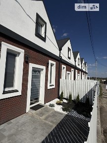 Продаж 2 поверхового таунхауса з ділянкою на 1.8 сотки, 66 кв. м, 2 кімнати, на вул. Хутірська • ID 34898793