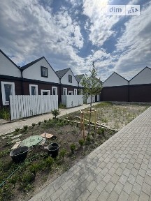 Продаж 2 поверхового таунхауса з ділянкою на 1 сотку, 44 кв. м, 1 кімната, на вул. Хутірська • ID 34898729
