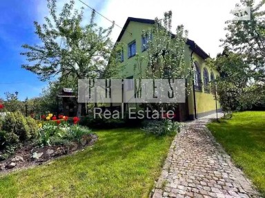 Продаж 2 поверхового будинку з верандою і ділянкою на 6 соток, 134 кв. м, 3 кімнати, на вул. Генерала Сілкіна • ID 34893058