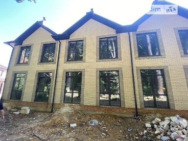 Продаж 2 поверхового таунхауса з ділянкою на 1.8 сотки, 115 кв. м, 3 кімнати, на вул. Праведників світу • ID 34892541