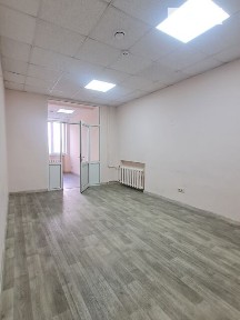 Продаж офісного приміщення 537 кв. м. на 1 поверсі на вул. Миколи Голего 7Б, одинадцятиповерхова будівля • ID 34701096