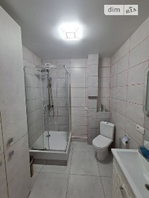 Продаж офісного приміщення 52 кв. м. на 1 поверсі на вул. Агатангела Кримського, чотириповерхова будівля • ID 34690944