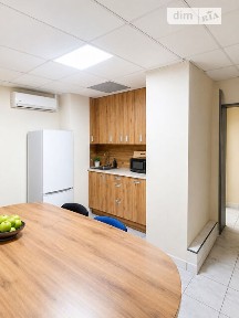 Продаж офісного приміщення 209 кв. м. на 0 поверсі на вул. Леоніда Первомайського 9А, п'ятиповерхова будівля • ID 34552803