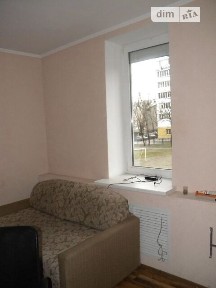 Продаж офісного приміщення 20.2 кв. м. на 2 поверсі на вул. Юрія Литвинського 45В, двоповерхова будівля • ID 34406913