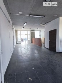 Продаж офісного приміщення 85 кв. м. на 1 поверсі на вул. Вишнева 37, п'ятиповерхова будівля • ID 34124361