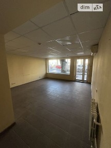 Продаж офісного приміщення 52.7 кв. м. на 1 поверсі на вул. Данченка 9, п'ятиповерхова будівля • ID 33919924