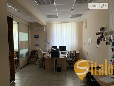 Продаж офісного приміщення 102 кв. м. на 1 поверсі на вул. Трегубенка, п'ятиповерхова будівля • ID 33708644