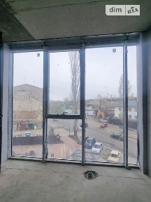 Продаж офісного приміщення 32 кв. м. на 3 поверсі на вул. Приморська, десятиповерхова будівля • ID 32990335