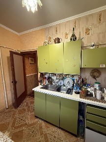 Продам 3х. ком. квартиру 2/2 с АГО ! Днепрострой!