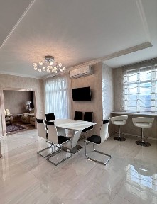 Продаж ексклюзивного пентхаусу з ремонтом по вул. Личаківська