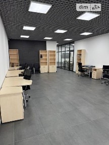 Продаж комерційного приміщення на вул. Трамвайна 3В, площа 113.5 кв. м • ID 34918889