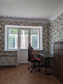 Шикарная. Большая. Огромная. Сдам 2 комнатную квартиру. Напротив крытого рынка Соцгорода.