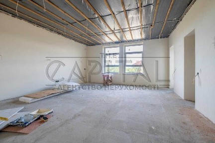 Продаж 3 поверхового будинку з ділянкою на 11 соток, 300 кв. м, 6 кімнат • ID 34916237