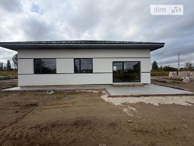 Продаж 1 поверхового будинку з ділянкою на 5.5 сотки, 105 кв. м, 3 кімнати, на вул. Козацька • ID 34910035