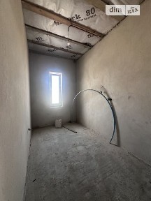 Продаж 1 поверхового будинку 100 кв. м, 3 кімнати, на вул. Успішна 47 • ID 34893282