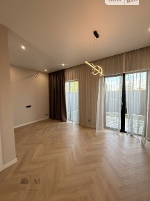 Продаж 2 поверхового таунхауса з ділянкою на 2 сотки, 84 кв. м, 3 кімнати, на вул. Сергія Мазіна 4 • ID 34861099