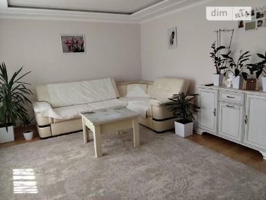 Продаж 3к квартири 87 кв. м на вул. Глибока 25 • ID 34930116