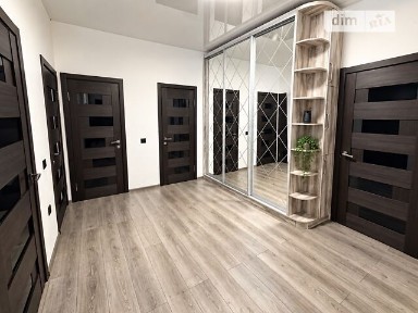Продаж 2к квартири 76.5 кв. м на вул. Софіївка • ID 34923008