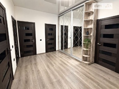 Продаж 2к квартири 76.5 кв. м на вул. Софіївка • ID 34997379